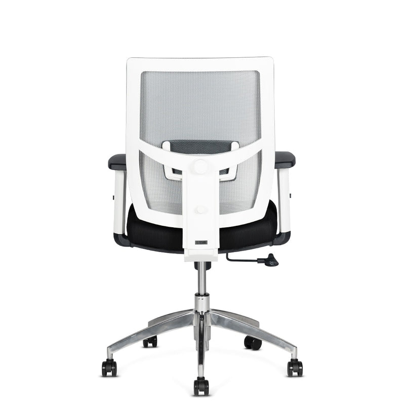 La silla de trabajo Delphi A18W, es una silla de oficina que combina elegancia y comodidad para aumentar tu productividad. Con su diseño sofisticado, te sentirás como en un estudio de arte mientras trabajas. Ajusta la altura y posición del asiento para una postura óptima.